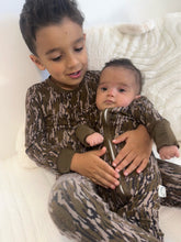 Load image into Gallery viewer, Woodland Camo Bamboo Zippy