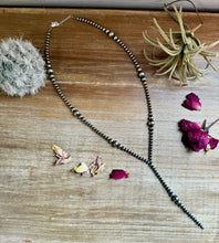 Load image into Gallery viewer, Lariat graduated sterling silver pearl